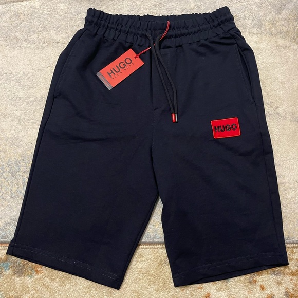 NWT Men's Small Hugo Boss Diz222 Logo Patch Regular Fit Drawstring Shorts Navy - Picture 1 of 12